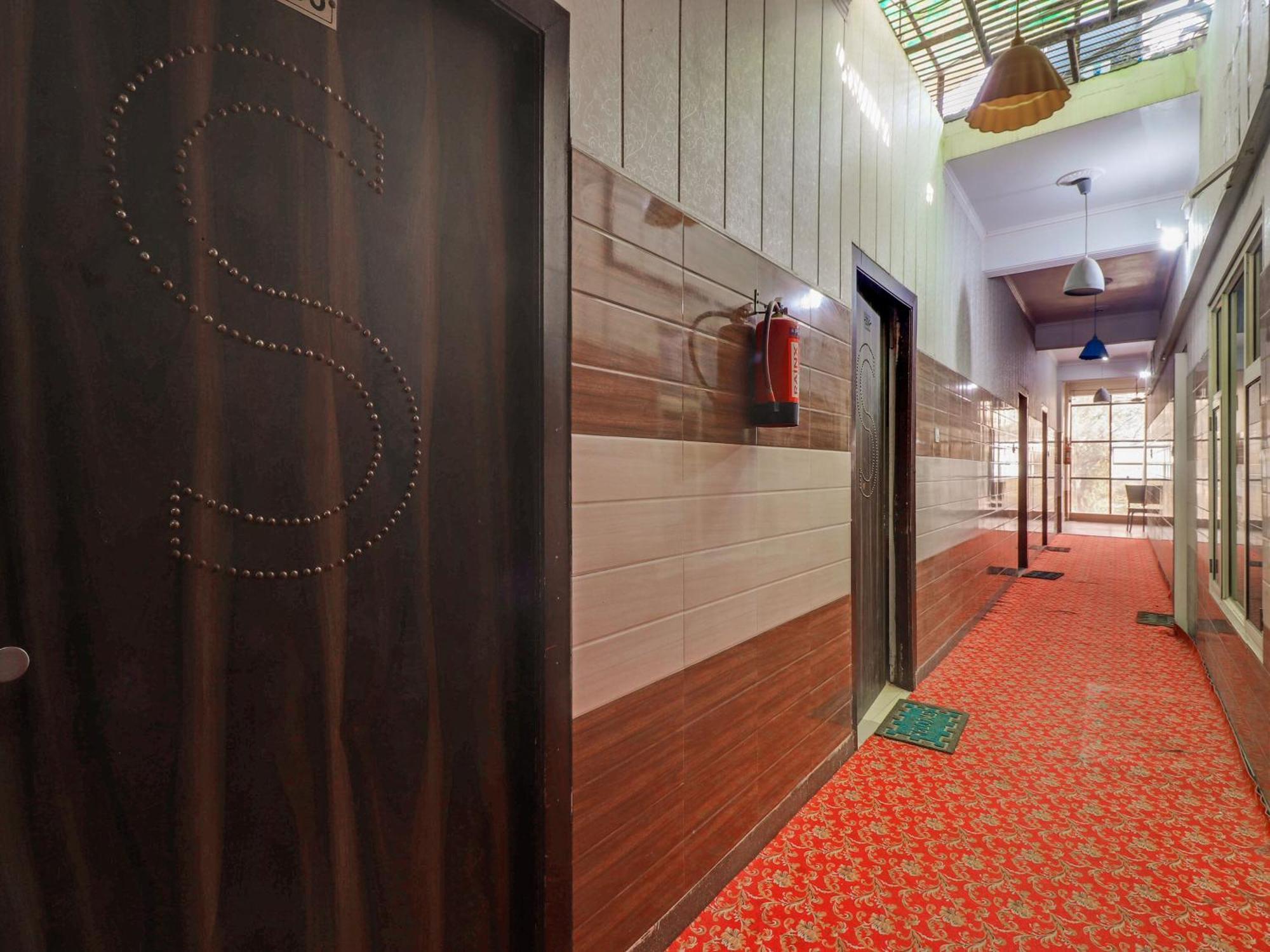 Collection O Paradise And Restaurant Kashipur Exterior foto