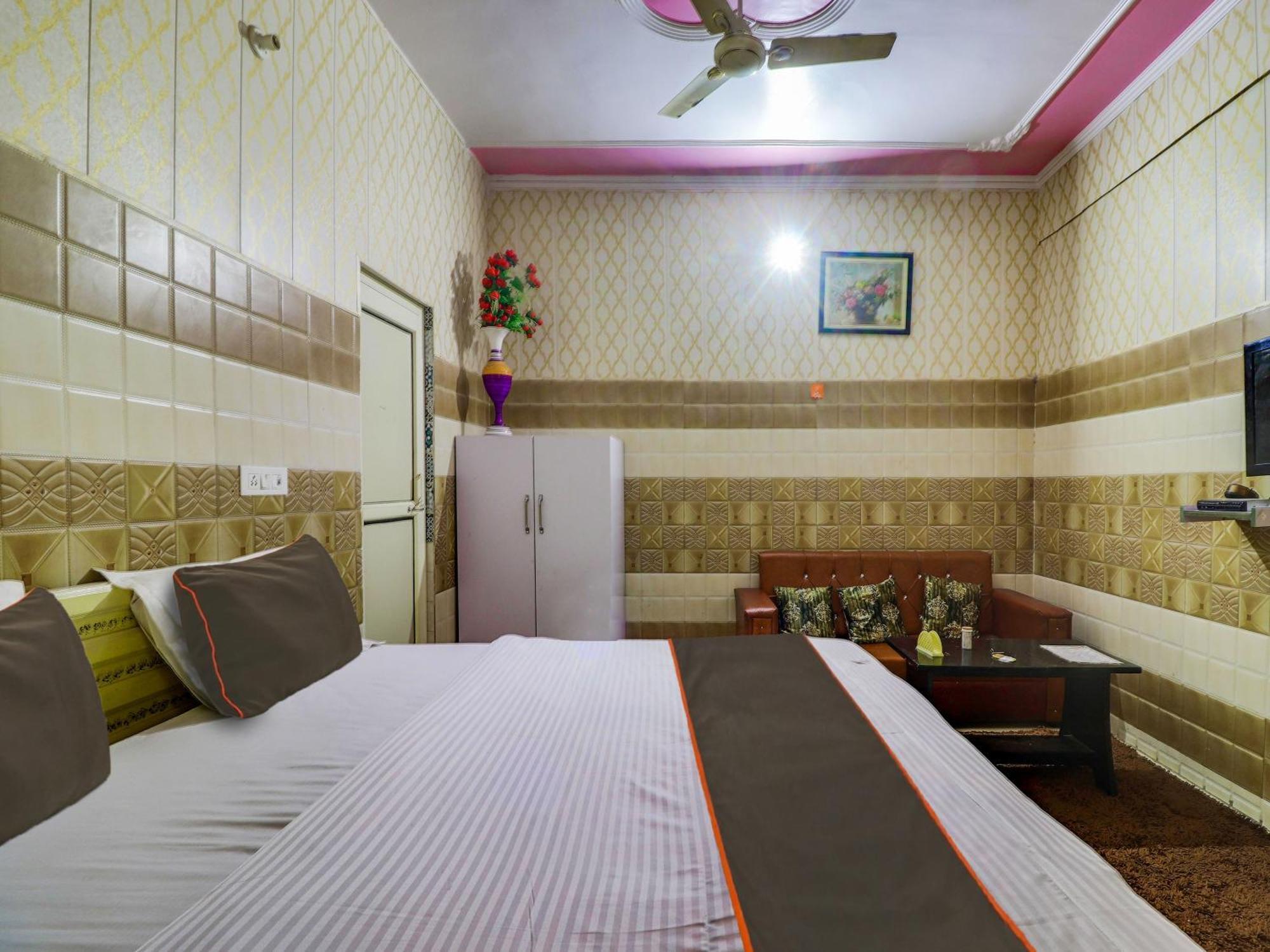 Collection O Paradise And Restaurant Kashipur Exterior foto