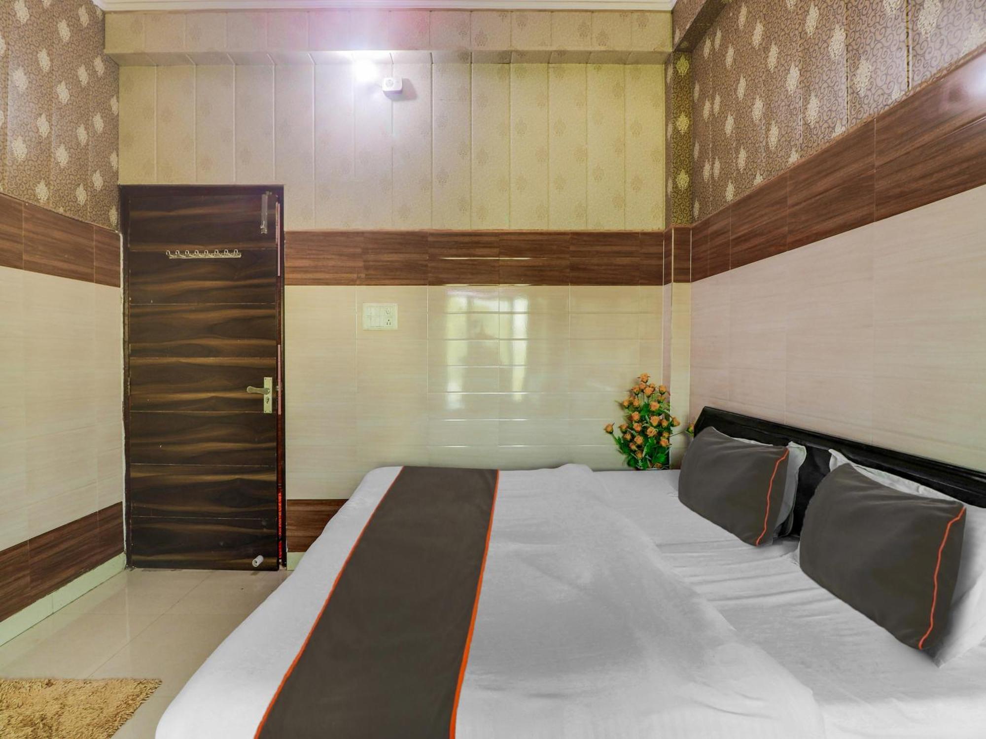 Collection O Paradise And Restaurant Kashipur Exterior foto